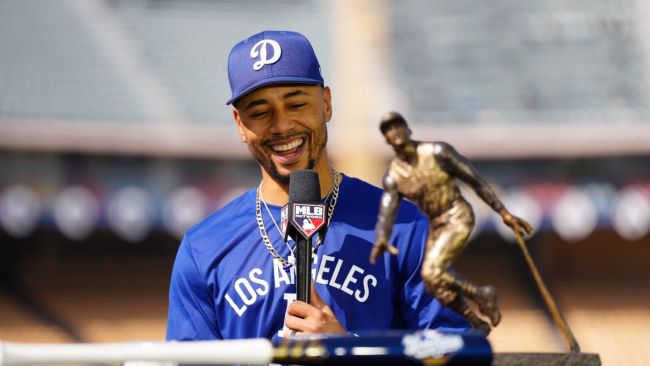 他不是只會打球的MVP!貝茲靠善行與勇氣榮登2025 MLB最高榮譽